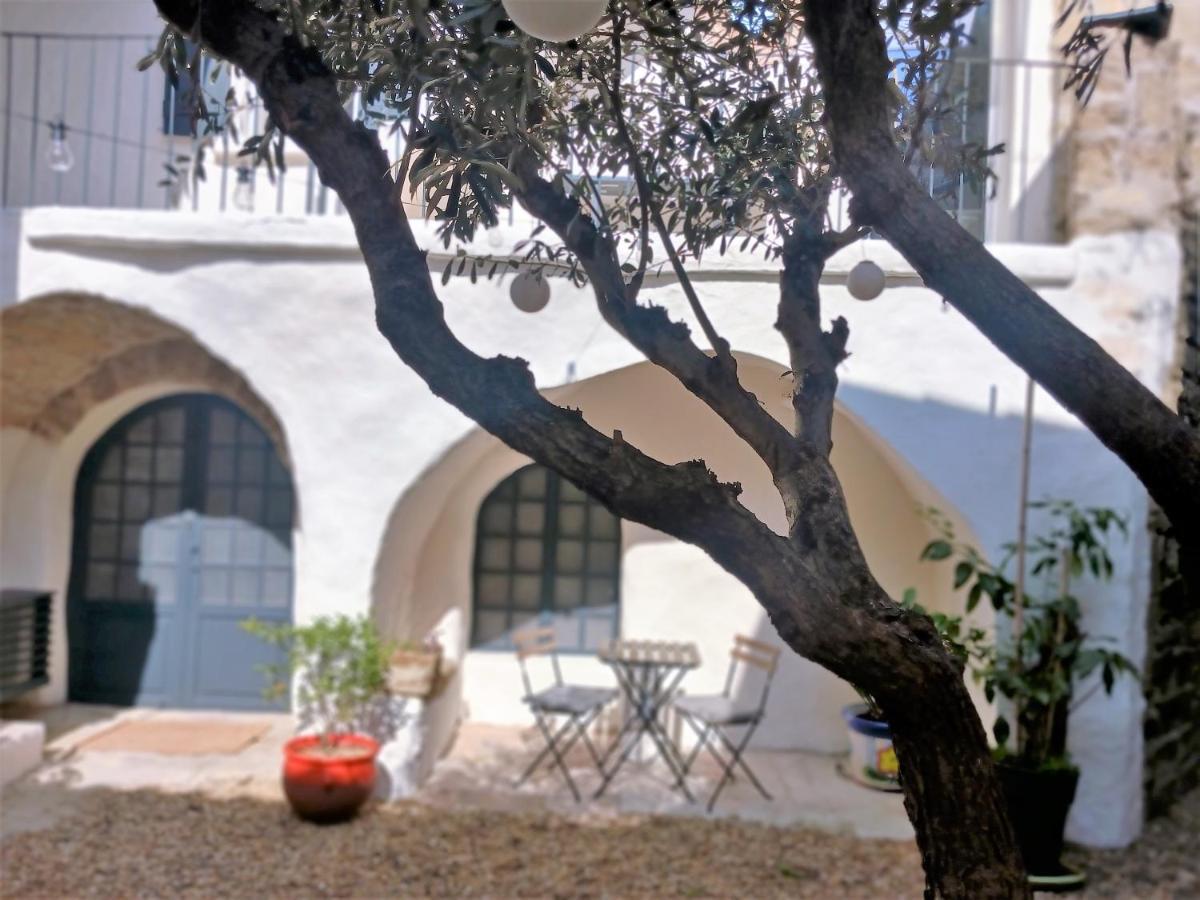 La Cachette Bed & Breakfast Aigues-Vives  Luaran gambar