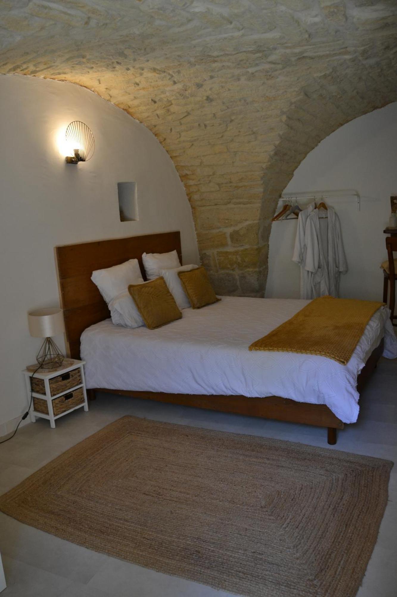La Cachette Bed & Breakfast Aigues-Vives  Luaran gambar